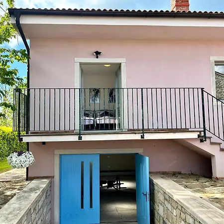 Feriehus Franko Spacious House With A Pool Obrov