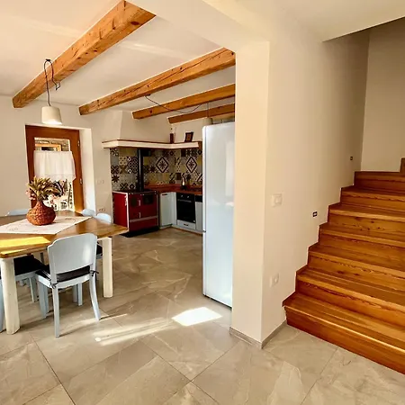 Franko Spacious House With A Pool