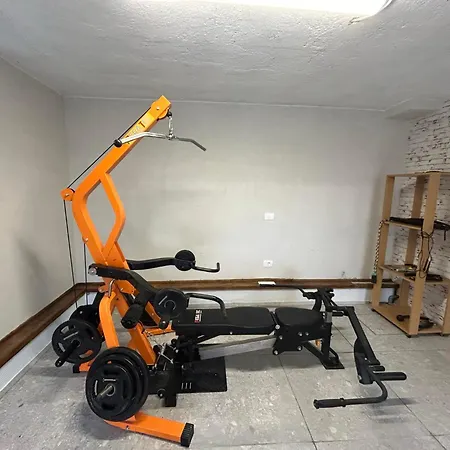 Franko Spacious House With A Pool בית נופש Obrov