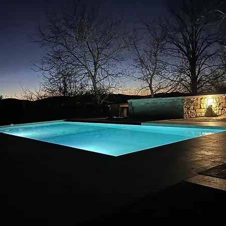 Franko Spacious House With A Pool * Obrov