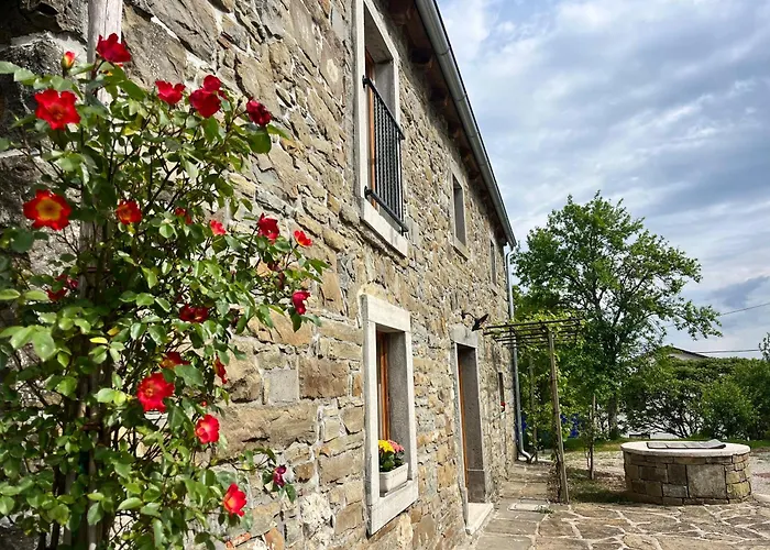 Franko Spacious House With A Pool Casa vacanze *