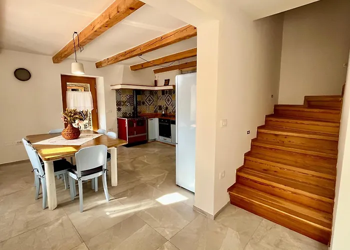 Franko Spacious House With A Pool