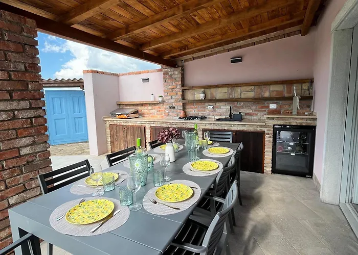 Franko Spacious House With A Pool